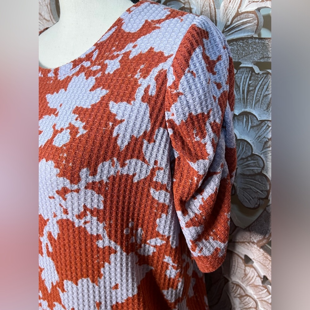 EUC Simply Vera Vera Wang Knit Floral Blouse Ruched Sleeves Sz L - Picture 3 of 6